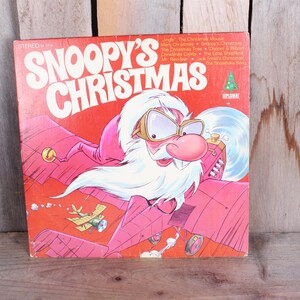 1969 Snoopy&#39;s Christmas Cartoon Illustration Christmas Holiday Kids Record Album Vinyl