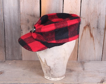 Vintage 1980s Woolrich Buffalo Check Wool Cap in Red and  display picture 3