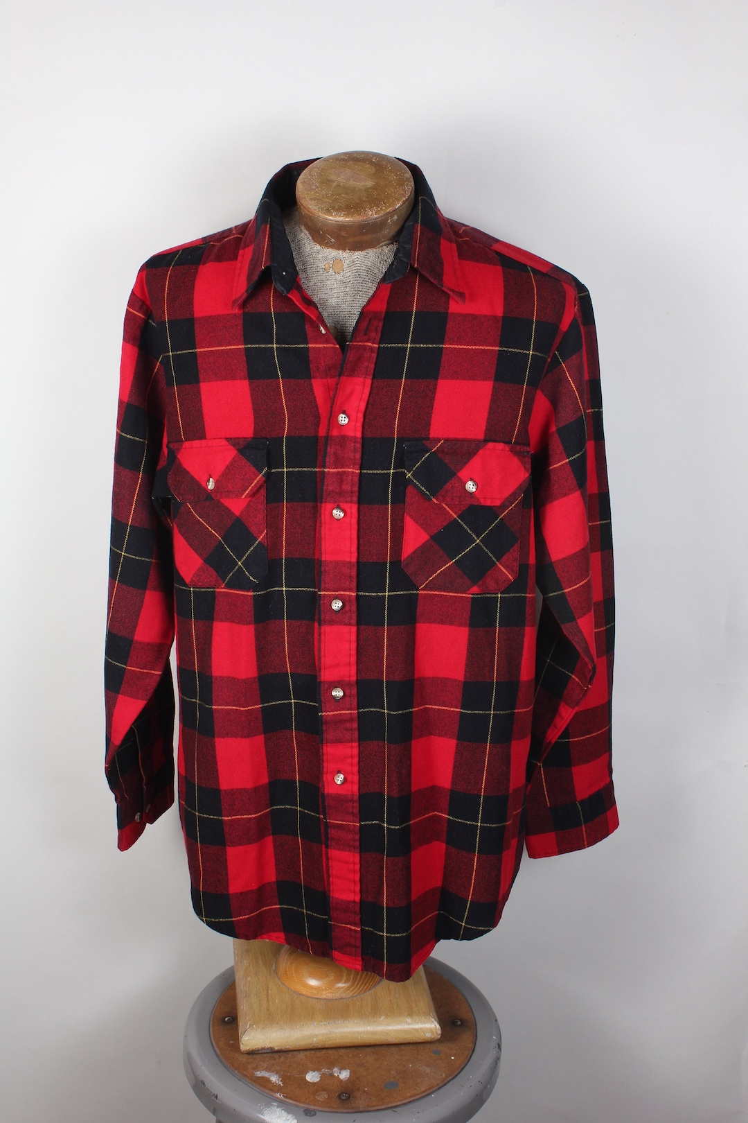 Vintage 1980's Era Outdoor Exchange Brand Red Plaid Men's Camping Over