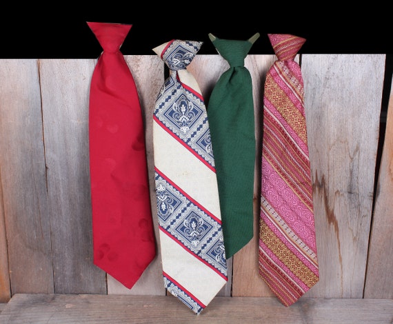 Lot 4 1970's Era Wide Geometric Men's Ties Neckti… - image 1