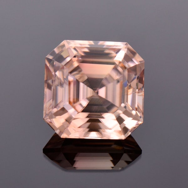 Brilliant Peach Champagne Zircon Gemstone from Tanzania, 4.68 cts., 8.5 mm., Asscher Cut