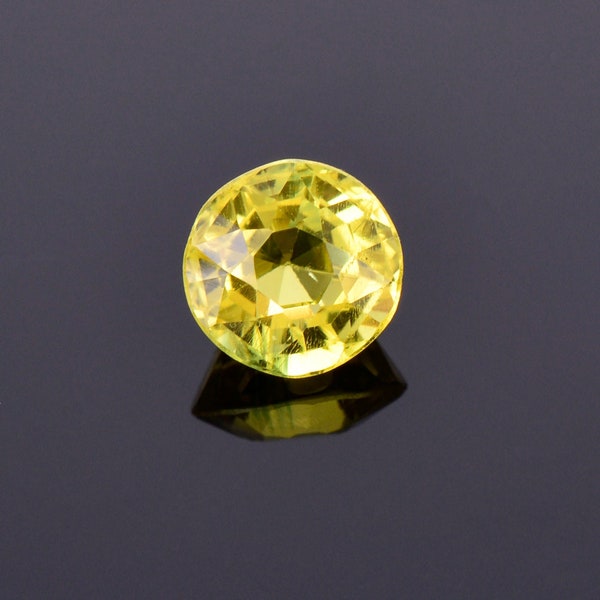 Bright Lemon Yellow Sapphire Gemstone from Sri Lanka, 1.35 cts., 6 mm., Round Shape