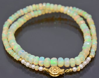 Excellent Faceted Opal Bead Necklace with 14 kt Yellow Gold Clasp 68.0 cts.