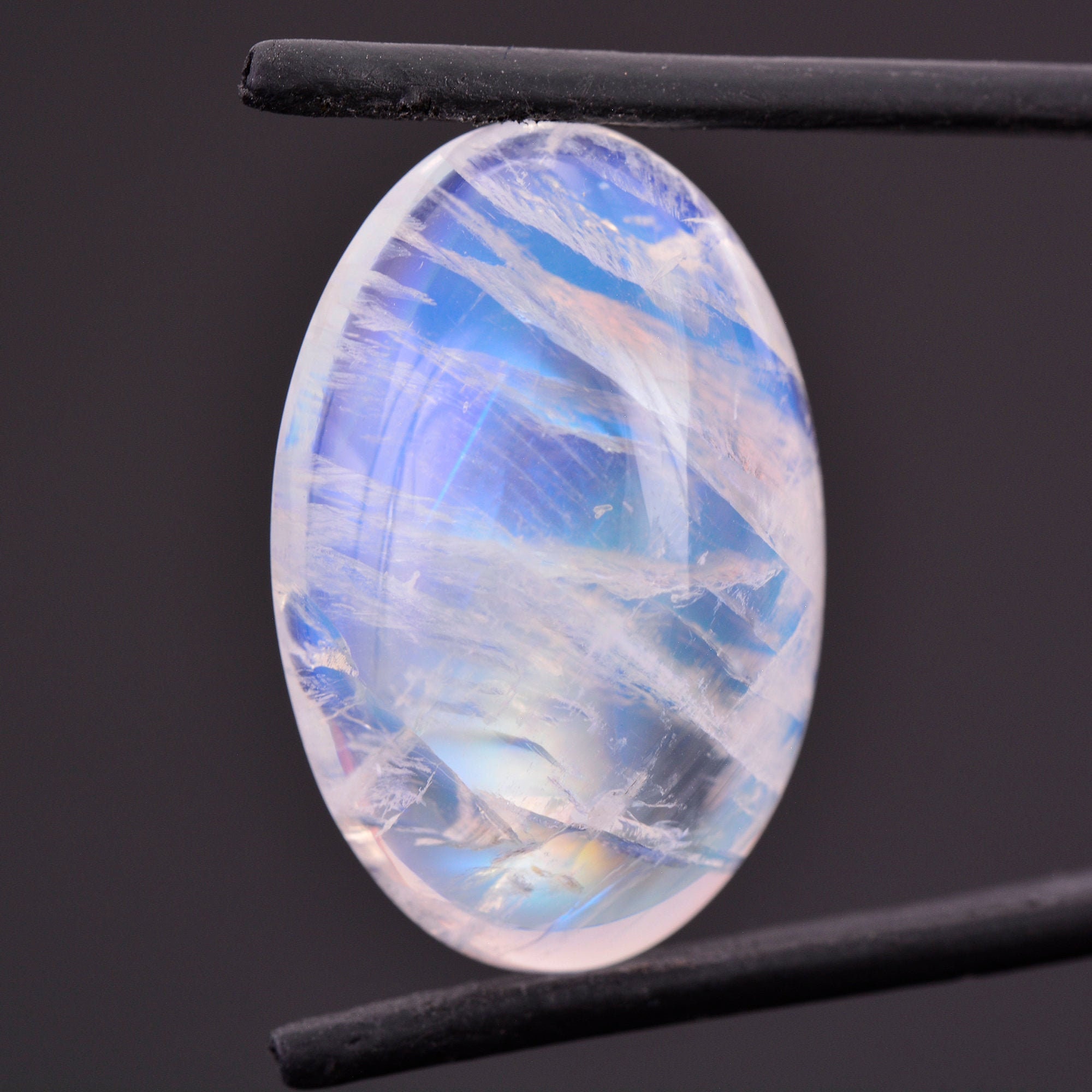 Rainbow Moonstone Gem from Madagascar, 27.69 cts., 26x17 mm