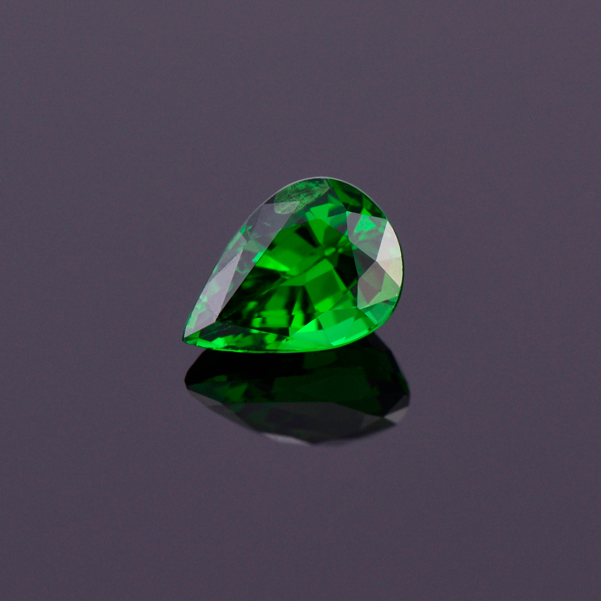 Excellent Rich Green Tsavorite Gemstone from Kenya, 0.66 cts., 6