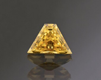 PATTY! Terrific Rare Yellow Scheelite Gemstone from China 3.86 cts