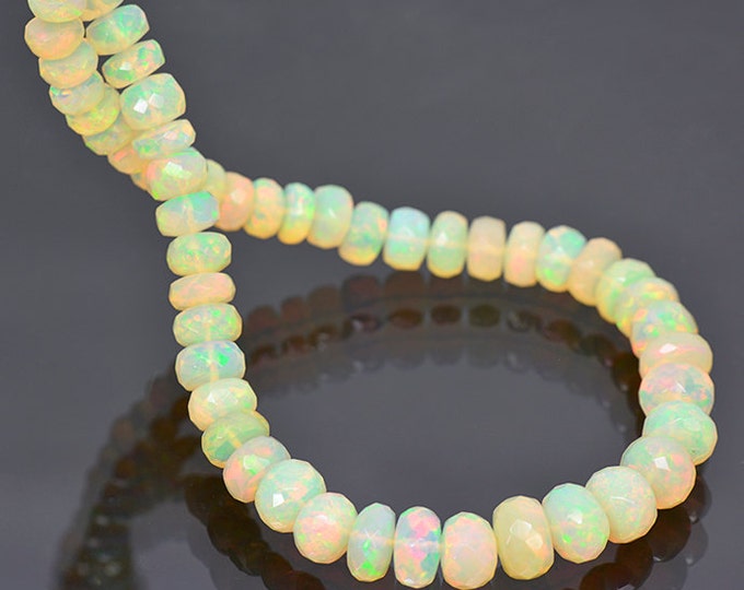 Stunning Faceted Opal Bead Necklace with 14 kt Yellow Gold Clasp 68.0 cts.