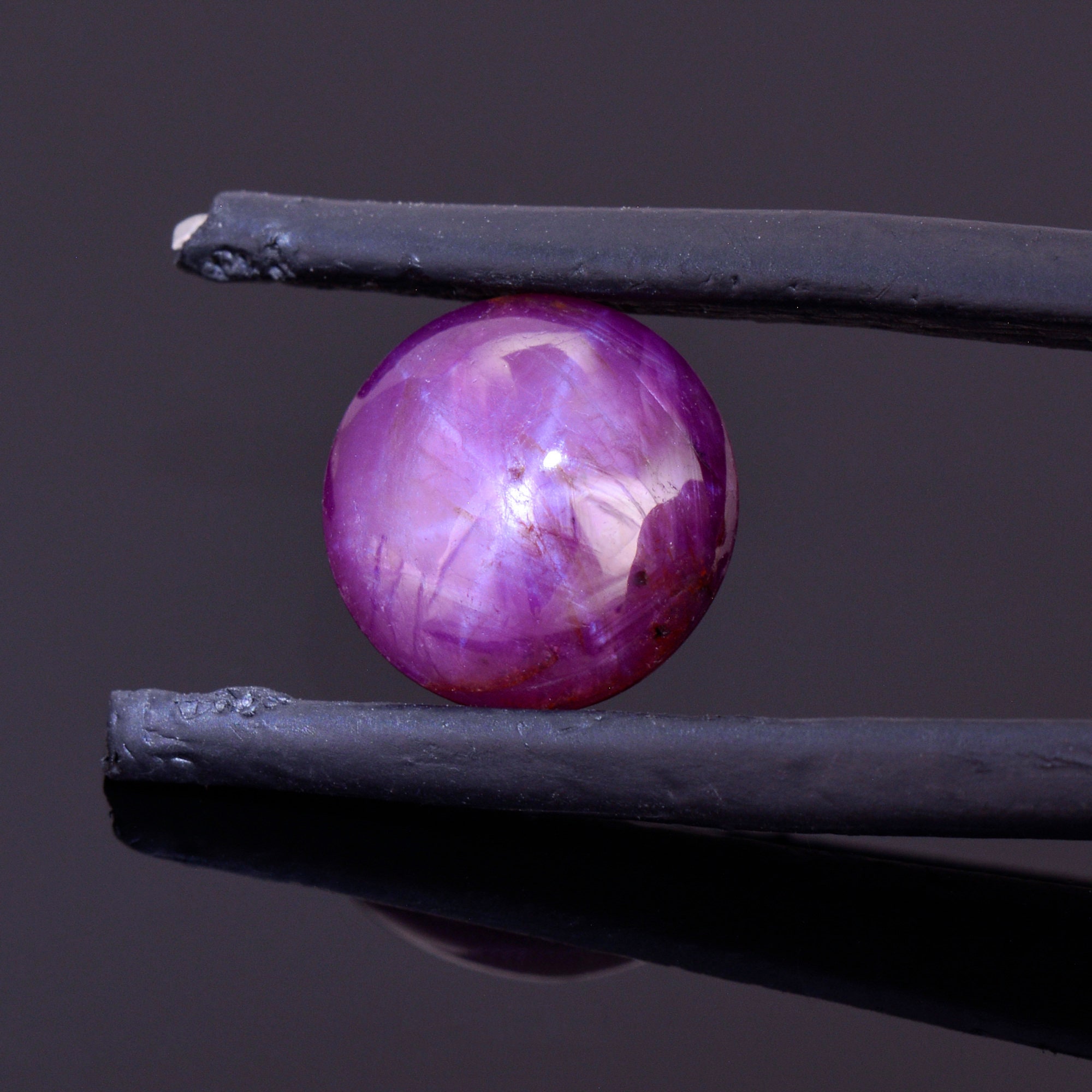 Gorgeous Natural Star Ruby Gemstone from India, 4.51 cts., 10 mm., Oval