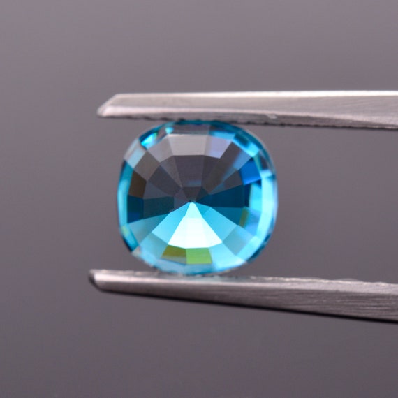 Zircon Bleu Naturel Du Cambodge – 6.8x5.2 Mm – 0,84 Ct – Chauffé – Rare