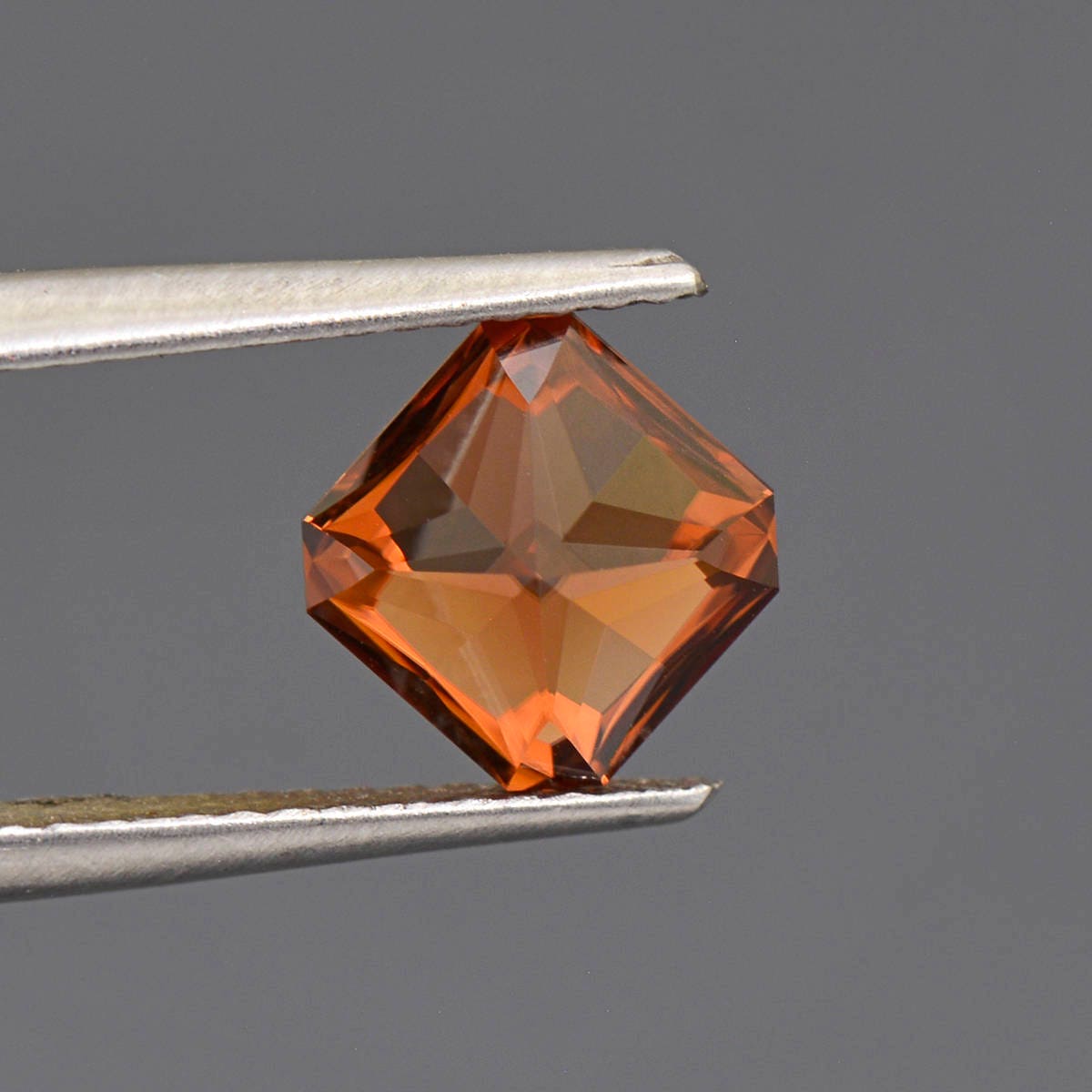 FLASH SALE Excellent Autumn Orange Zircon Gemstone Brilliant Asscher