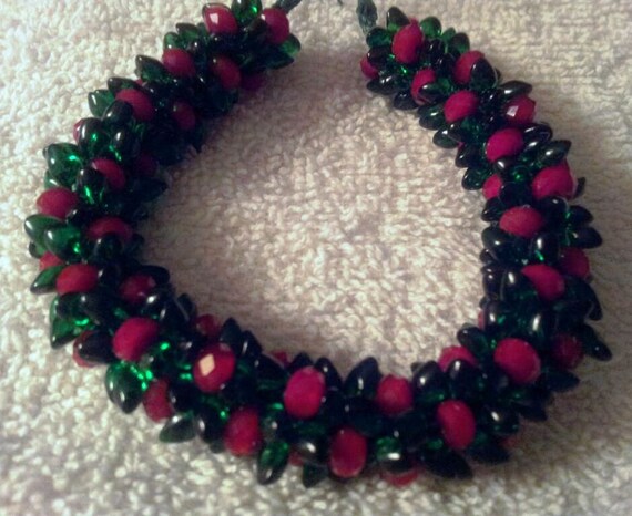 magatama beads