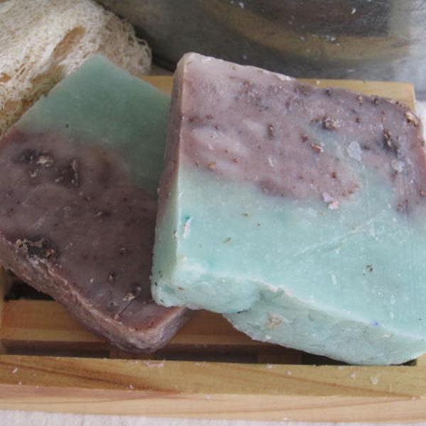 Vanilla Peppermint soap is a great soap that has the aroma of mint chocolate chip ice cream.