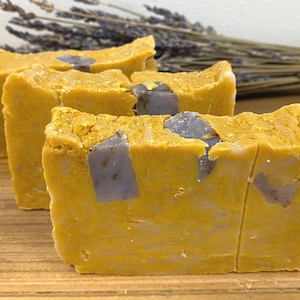 Tiger Soap has a lovely scent of, patchouli, lavender, and oak moss that is liked by men and women.