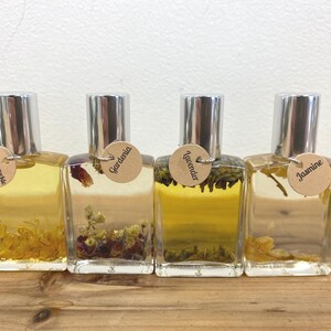 Floral Essential Oil Roll On Perfume: Grapeseed & Jojoba Oil Infusion image 3