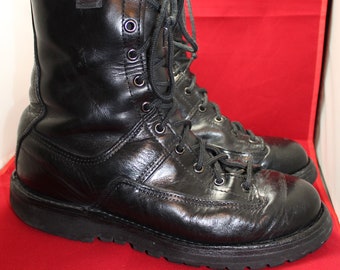 Cuero pesado, hecho en América, botas de combate de Danner con cordones, tamaño 8 US Men's