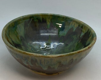 Stoneware Serving Bowl - Multiple Glazes - 9" diameter