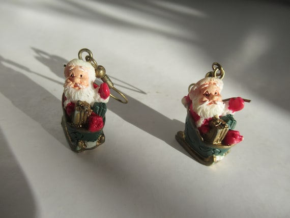 Christmas Earrings Pins Necklace in Plastic Box - image 8