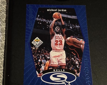Michael Jordan  1998-99 starquest insert Bulls
