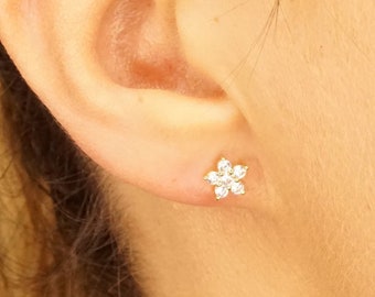 Very Sparkly Forget-me-not Flower Dainty Stud Earrings in Sterling Silver with CZ Crystals, Nature Inspired Design, Delicate and Pretty