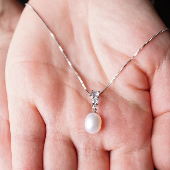 Single pearl shop drop necklace silver