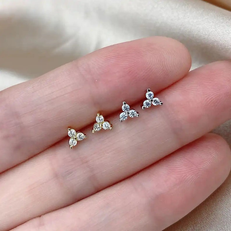 Very Tiny Three Dot Trio Stud Earrings in Sterling Silver with Sparkly CZ Crystals, Simple and Minimalist, Geometric, delicate earrings zdjęcie 4