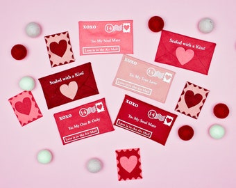 Felt Valentine Décor Pattern, Tutorial and SVG Files | Envelope Pattern | Cricut Files | How to make Valentines Décor