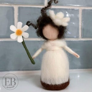 Daisy - Root Child Steiner Waldorf Standing Doll for Nature Table