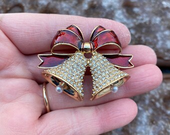 collectable brooches