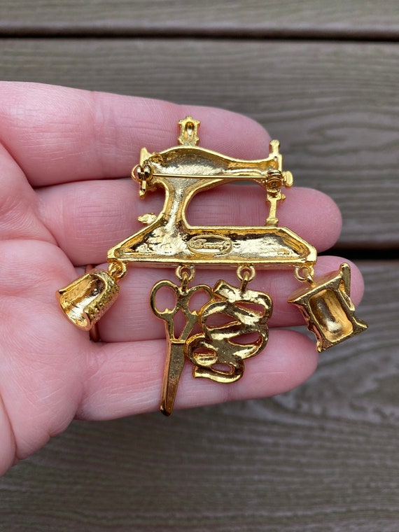 Vintage Jewelry Signed Danecraft Lovely Gold Tone… - image 2