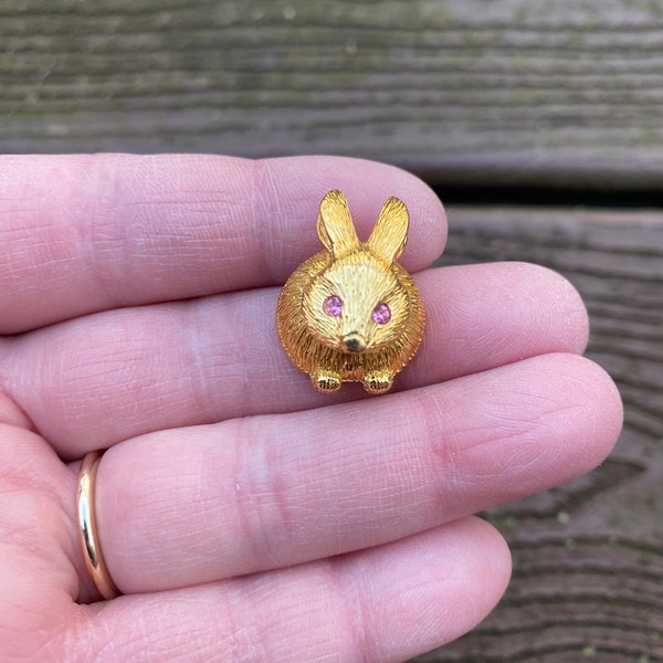 Vintage Jewelry Signed Gold Crown Adorable Gold Tone and Rhinestone Bunny Rabbit Trembler Pin Brooch