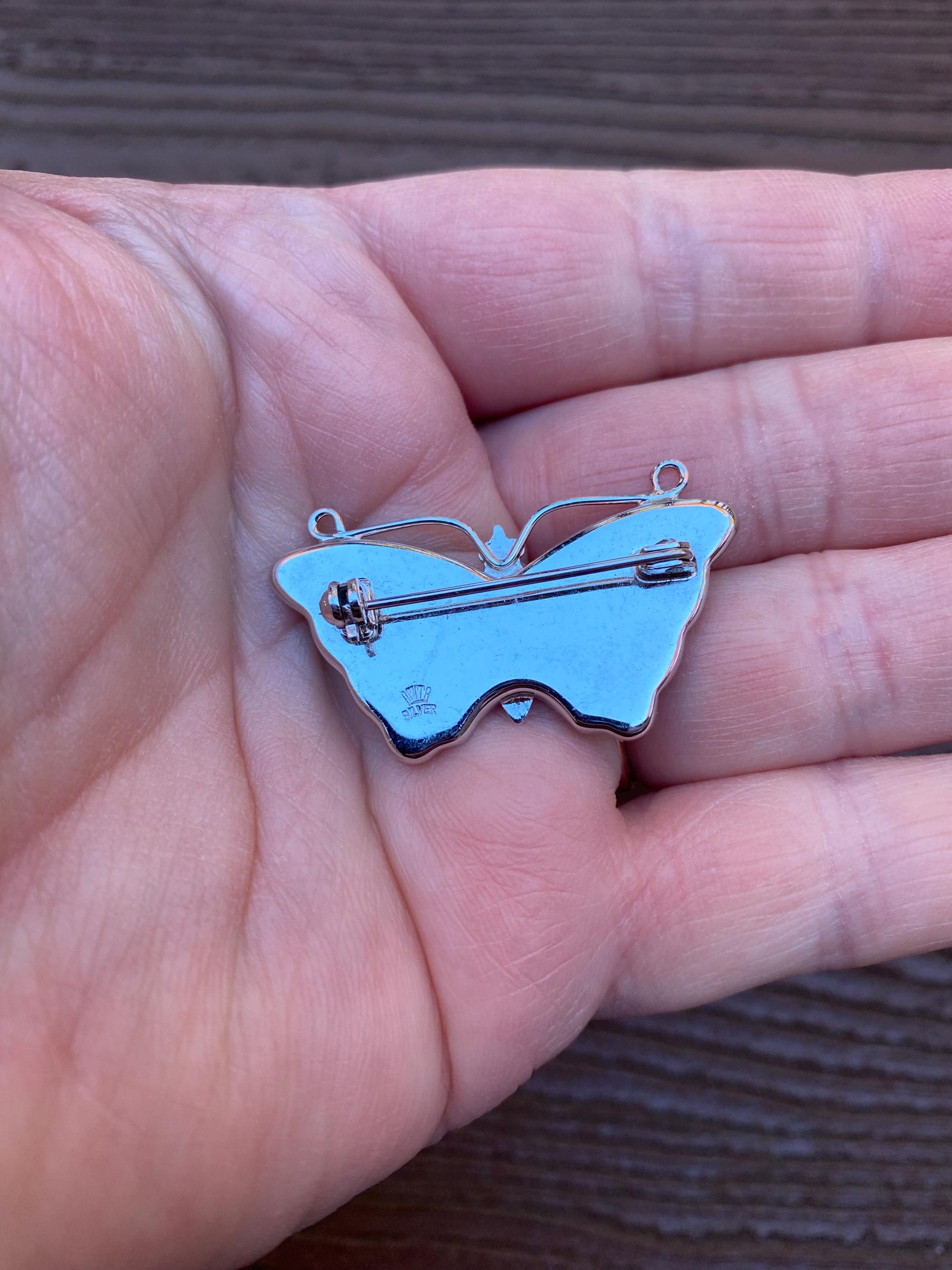 Broche Papillon Vintage Argenté Avec Cristaux - Motifs émail, Couleurs Or Et Bleu Nuit, Référence 2263