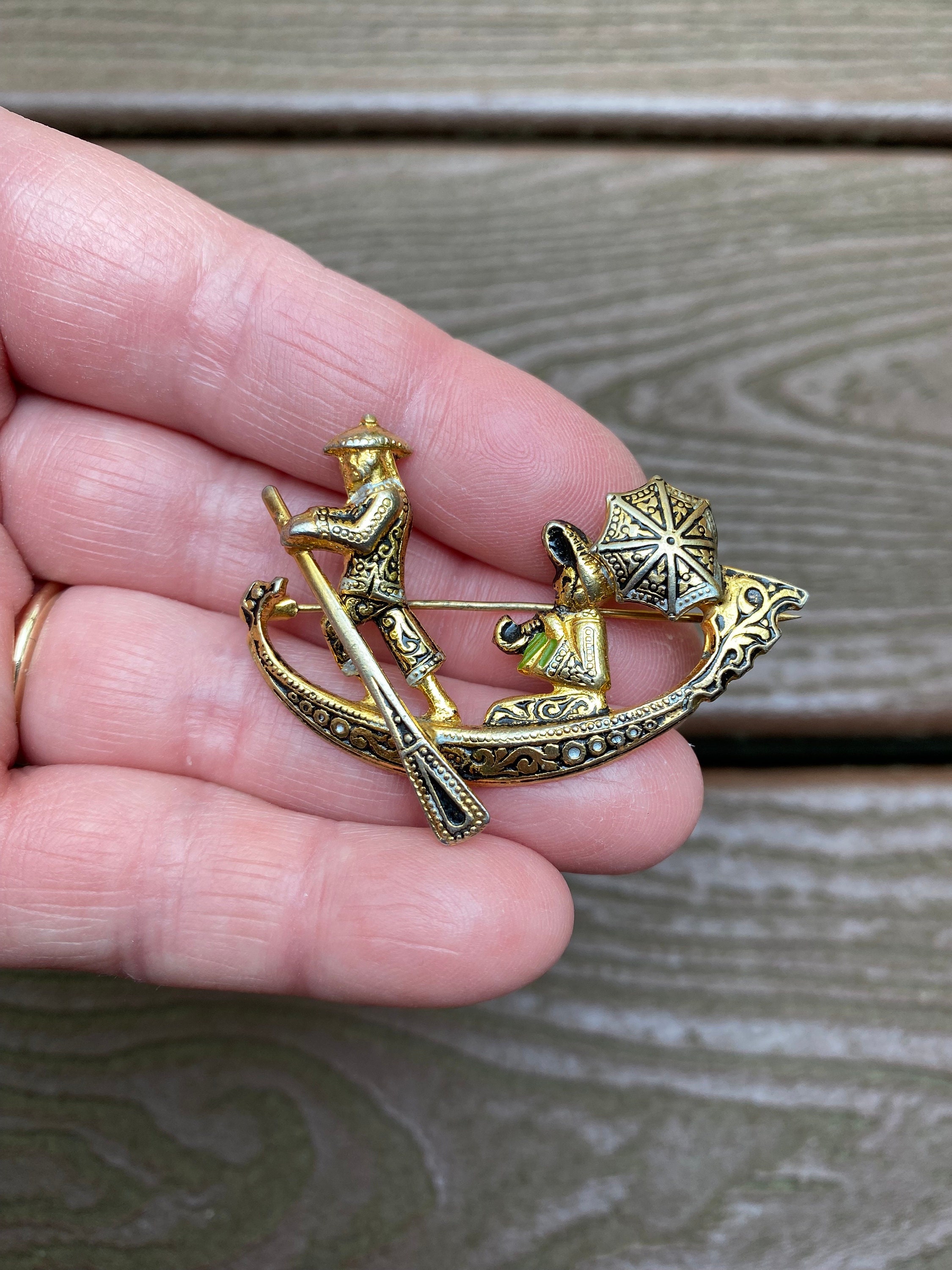 Vintage Jewelry Beautiful Spain Damascene Detailed People in