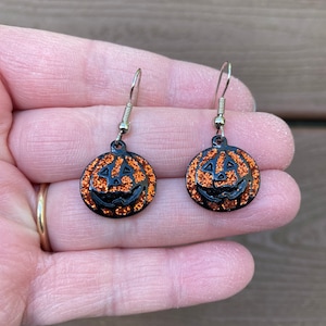 Vintage Jewelry Adorable Sparkly Jack O’Lantern Pumpkin Halloween Pierced Dangle Earrings