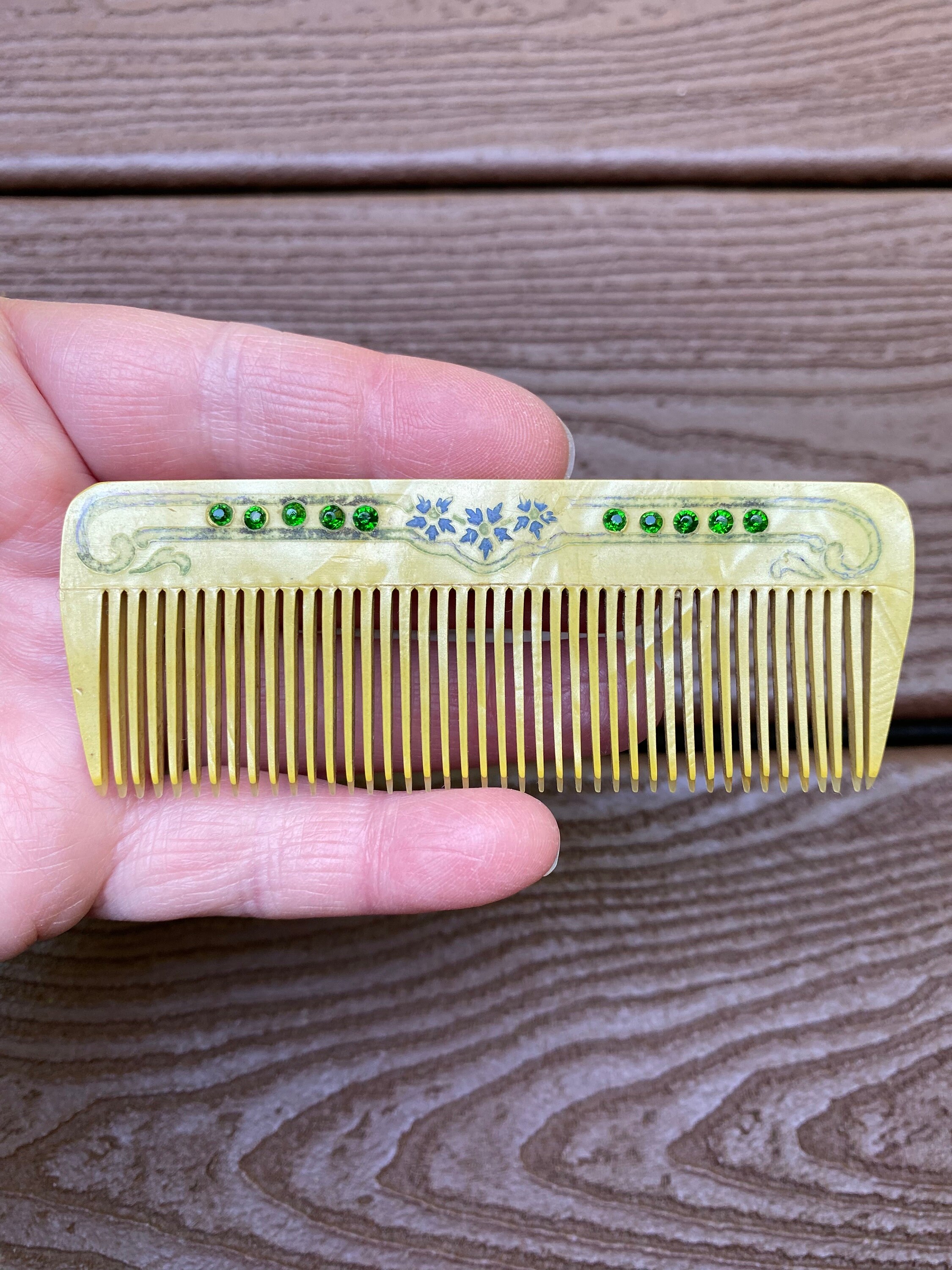 Vintage Embellished Rosette Hair Comb Irina A glamorous vintage hair comb with pearls and gems | wed2b main image 2