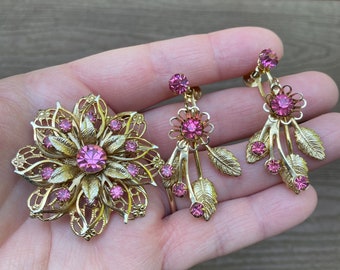 Vintage Jewelry Beautiful Gold Tone and Pink Rhinestone Flower Pin Brooch and Earrings Set