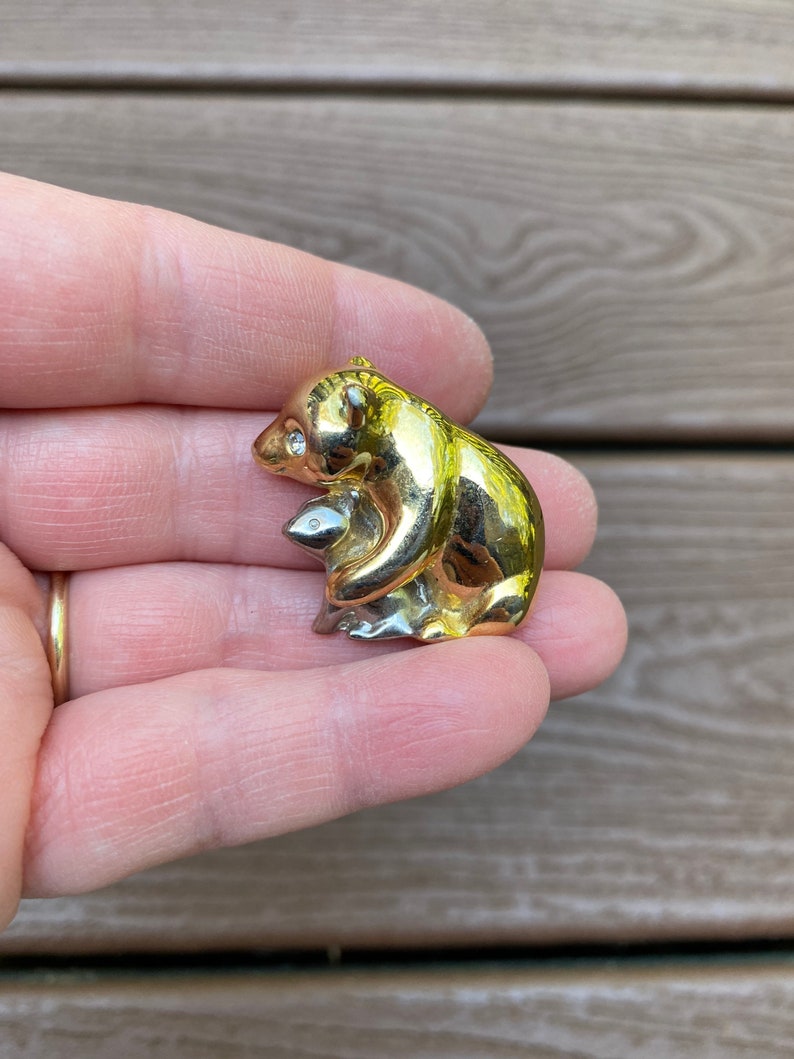 Vintage Jewelry Adorable Mommy and Baby Polar Bears Pin Brooch