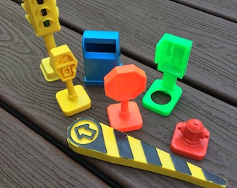 フィッシャープライス　リトルピープル　メインストリート　1986年 1986 Vintage Fisher Price Little People Main Street 99.9% Complete