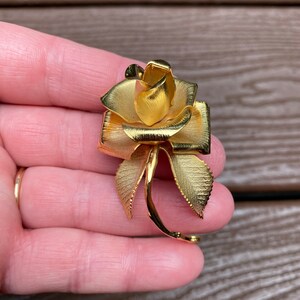 Vintage Jewelry Signed Cerrito Beautiful Gold Tone Rose