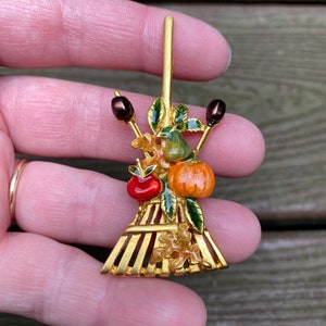 Vintage Jewelry Beautiful Enamel and Gold Tone Fall Autumn Rake with Pumpkin Apple Pear Harvest Pin Brooch