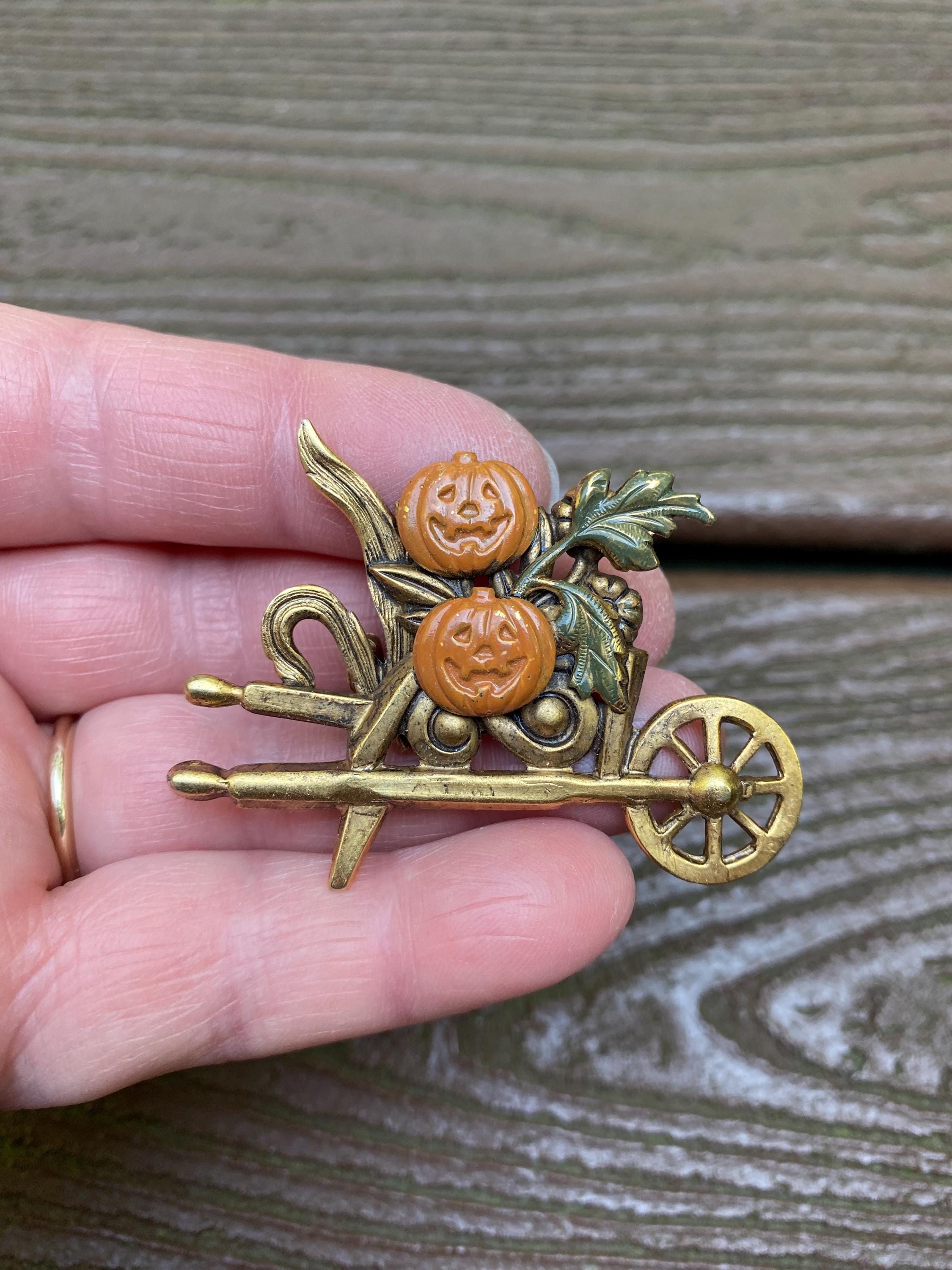 Wheelbarrow Brooch - Etsy - Page 3