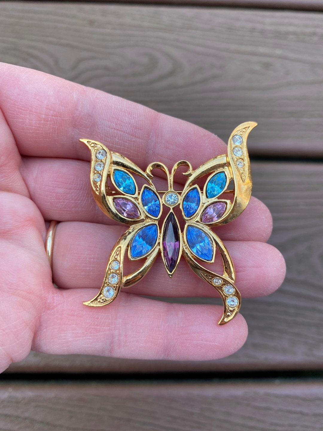 【上品】 Vintage Pin Butterfly Rhinestone Stunning Avon Jewelry その他