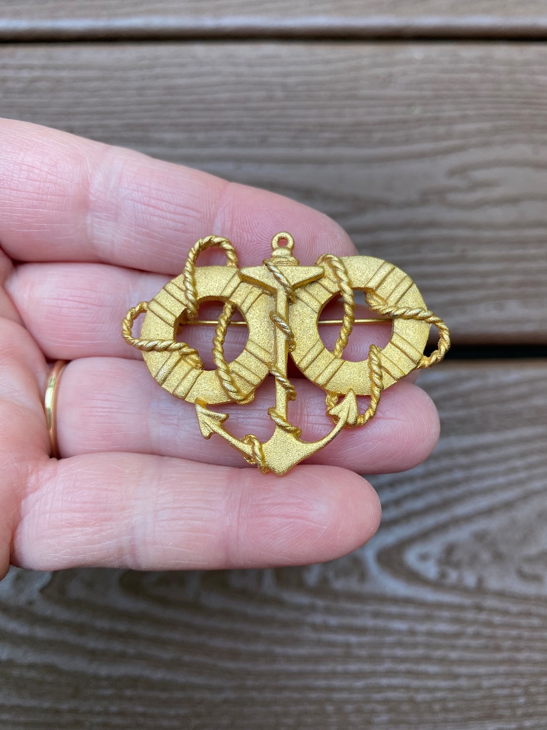 Broche vintage dorée (Gebraucht) in Grand-Lancy für CHF 58 - mit