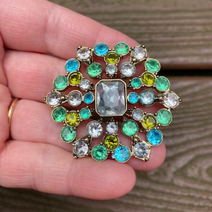 Vintage Jewelry Signed Liz Claiborne Beautiful Multicolored Rhinestone Pin Brooch