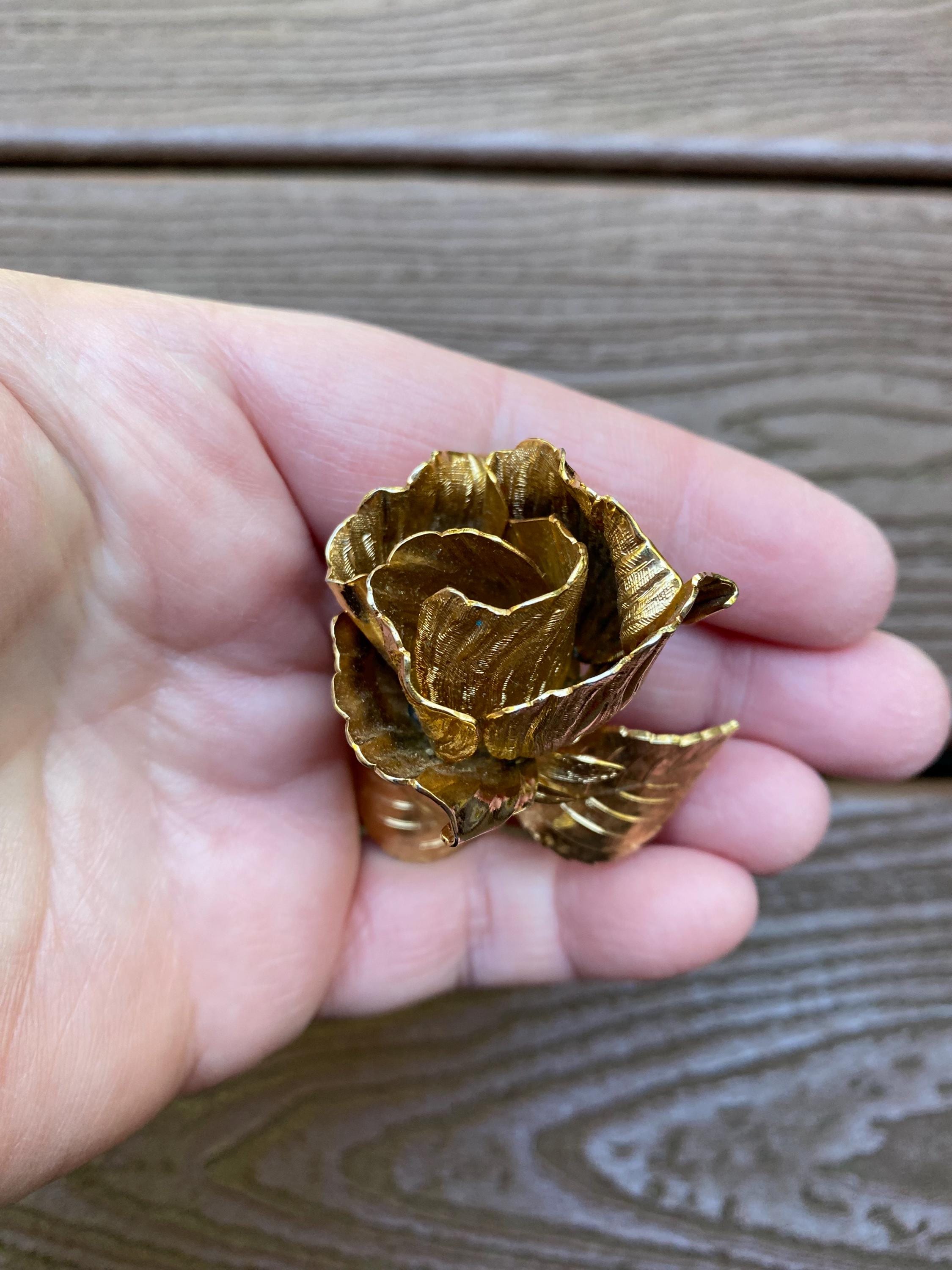 Christian Dior ブローチ 薔薇 ゴールド ヴィンテージ Christian Dior ブローチ 薔薇 ゴールド ヴィンテージ Christian Dior