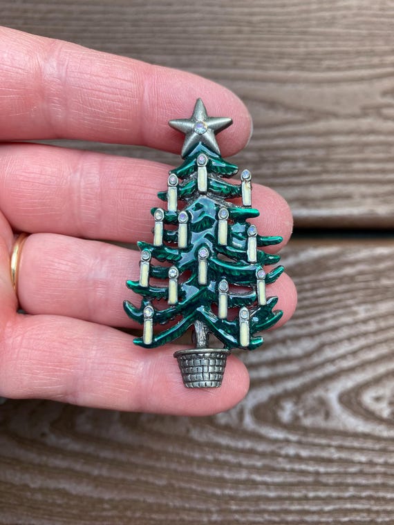 Vintage Jewelry Beautiful Enamel and Rhinestone Christmas Tree with Candles Pin Brooch