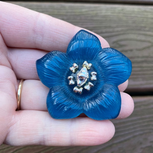 Vintage Jewelry Gorgeous Blue Lucite Flower Pin Brooch