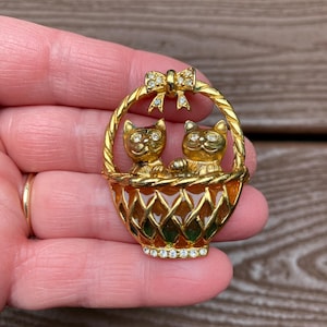 Vintage Jewelry Adorable Kitty Cat Kittens in Plique a Jour Stained Glass Effect Basket Pin Brooch