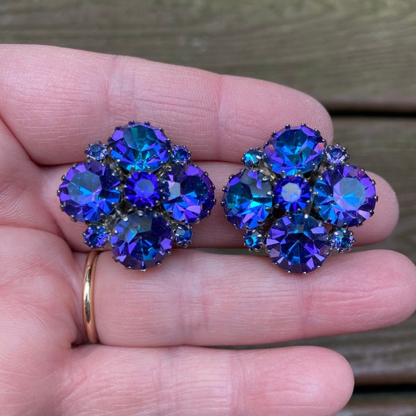 Vintage Jewelry Signed Weiss Stunning Blue Purple Rhinestone Clip On Earrings