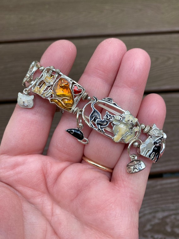 Vintage Jewelry Absolutely Adorable Enamel Kitty C