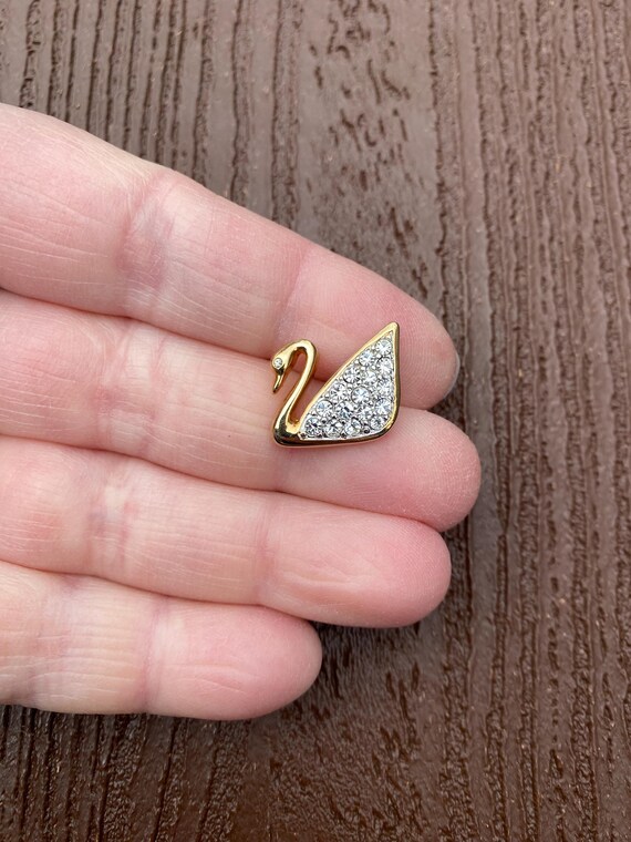 Vintage Jewelry Gorgeous Swarovski Swan with Pave Crystal Rhinestones Tie Tack Pin Brooch
